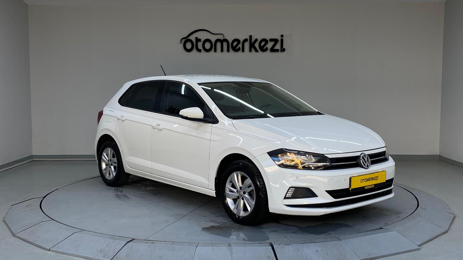 VOLKSWAGEN POLO 5